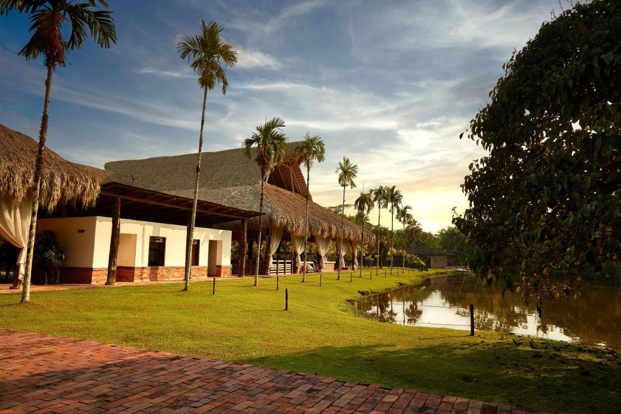 Hotel Reserva De Piedemonte บิยาบิเซนซิโอ ภายนอก รูปภาพ